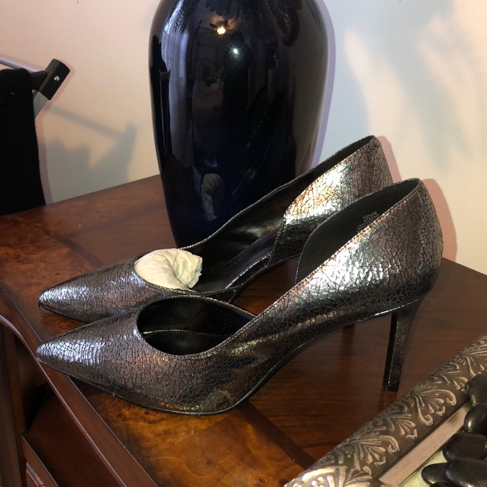 Gun mental heels